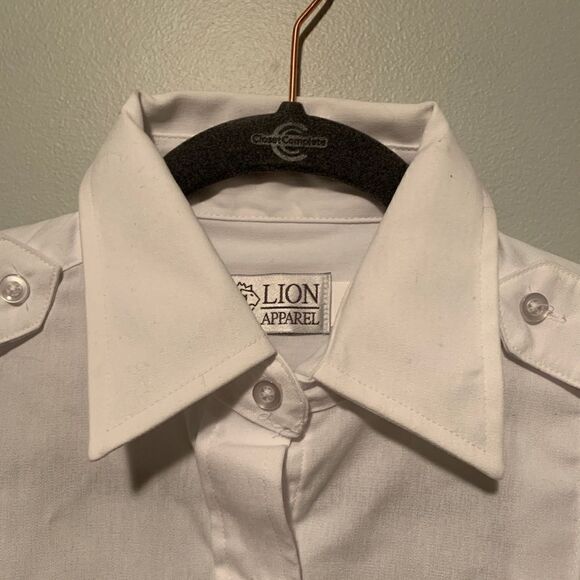 Women's White Collared Button-down  - Picture 3 of 8